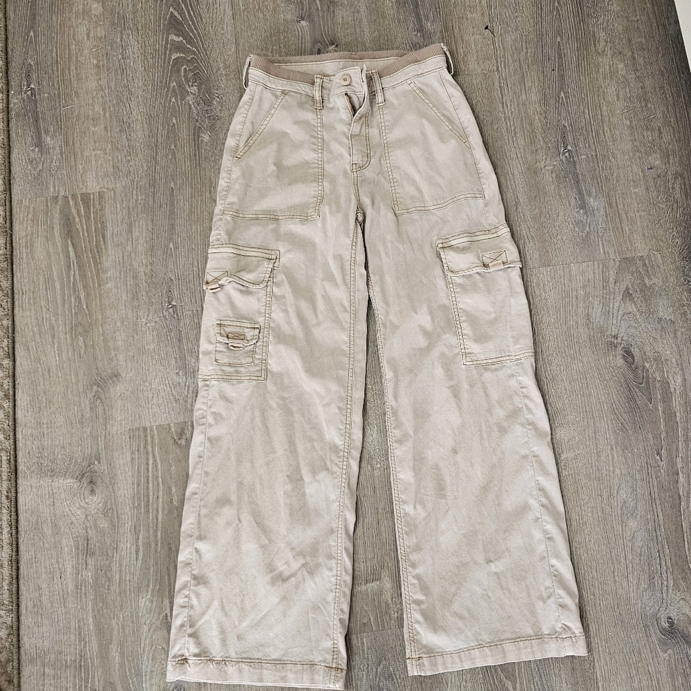 American Eagle Outfitters Khaki Wide Leg Cargo Pants